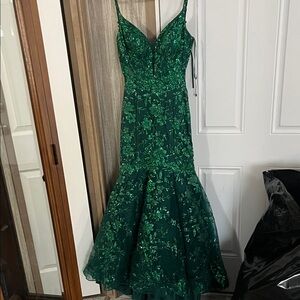 Emerald Green Floral Women's Prom Dress and shawl